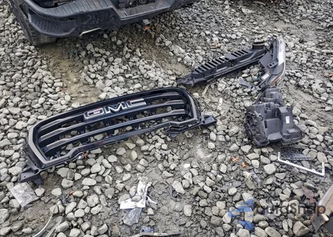 2019 GMC Sierra K1500 Elevation z USA, uszkodzony, nr VIN 1GTR9CED5KZ427456